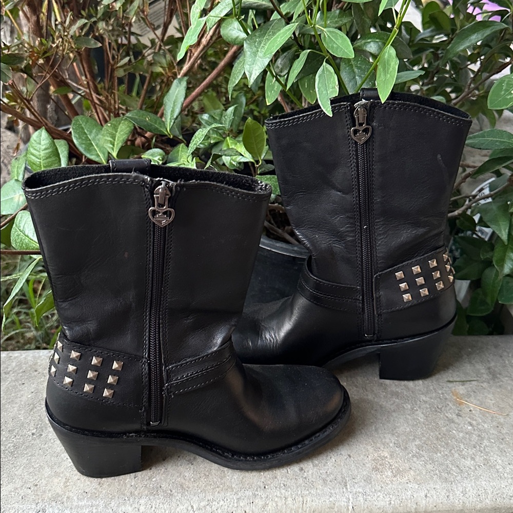 Harley-Davidson Women's Black leather Moto Boots with studs. Women’s size 7 1/2. - Picture 6 of 11